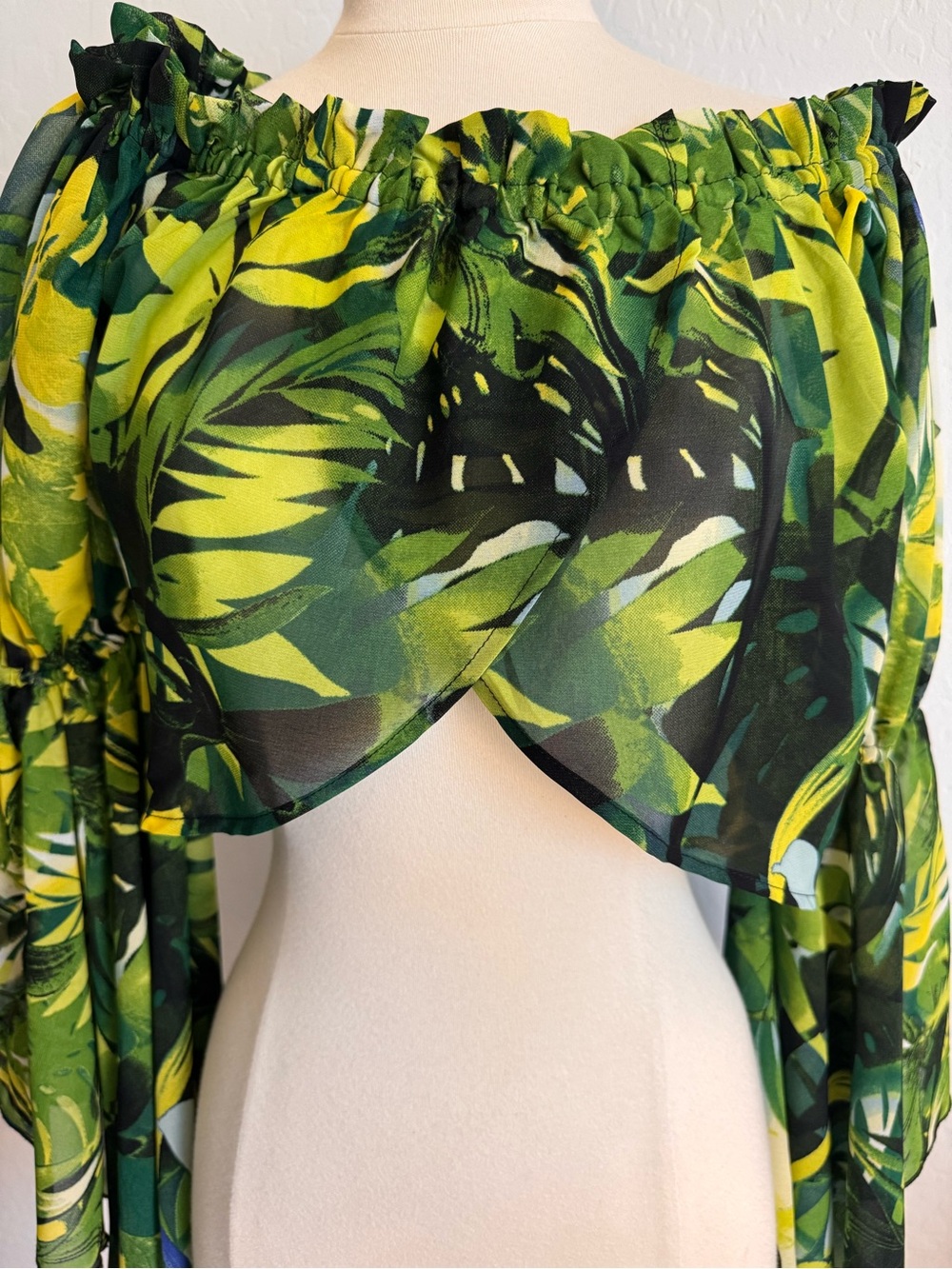 Live 4 Truth Green Tropical Off-Shoulder Bell Sleeve Crop Top - Picture 12 of 14